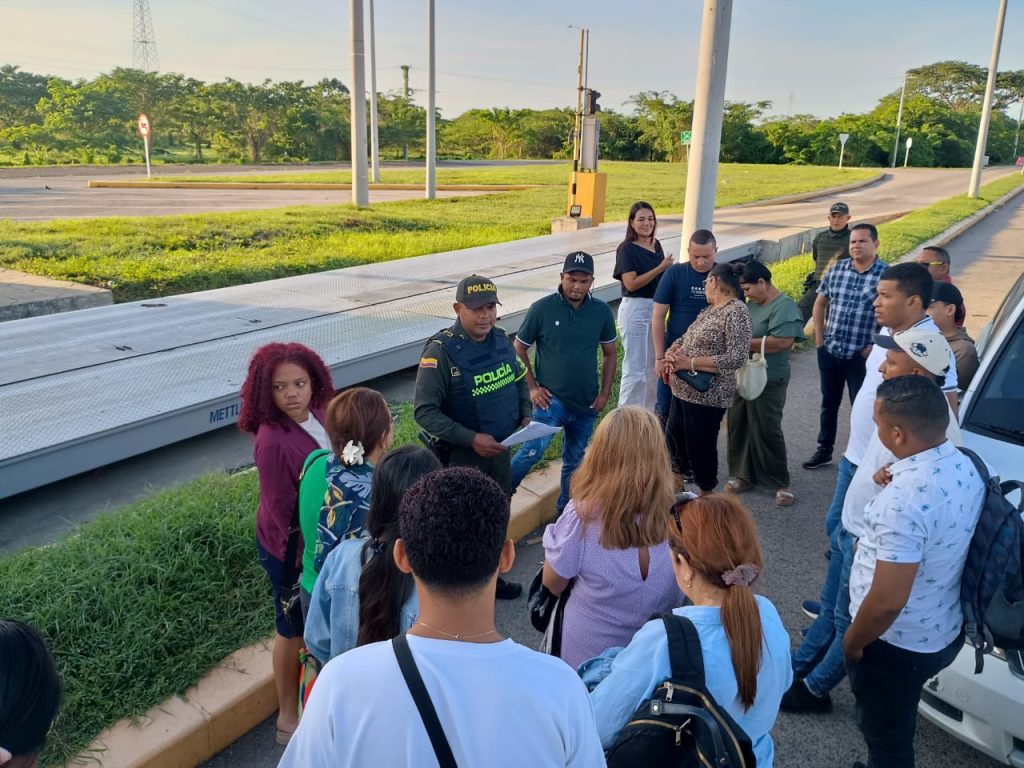 Seccional de Tránsito y Transporte de Bolívar impulsa la campaña el tiempo no se detiene 1 0571ef34 8d86 40e6 bff3 495316404ec5