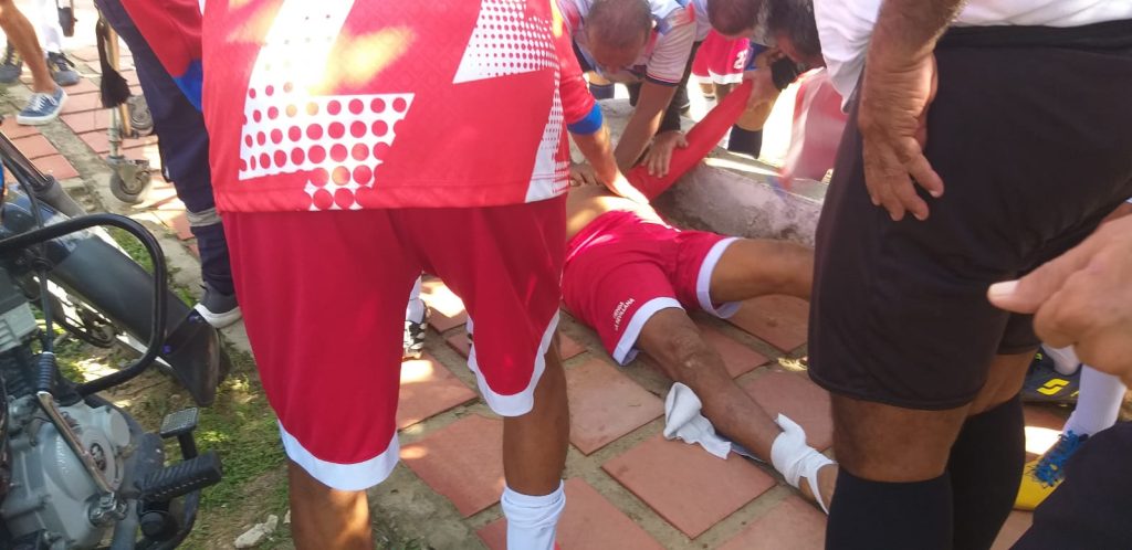 El último gol del profe Adalberto: Despedida que conmueve en las canchas de fútbol en Barranquilla 4 065847a7 71ea 41aa 9f5d 9e6372f31f1f