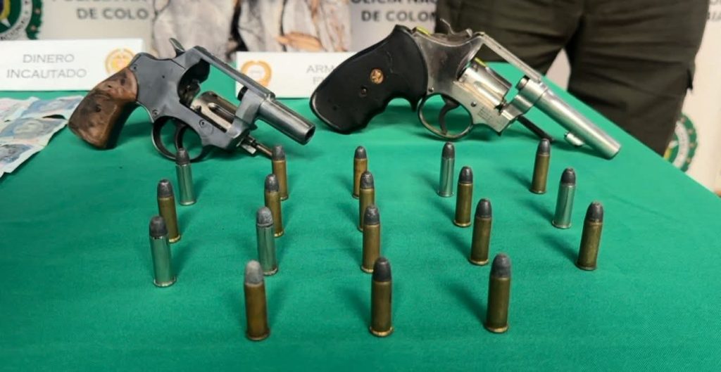 Capturados: uno vendía droga frente a un colegio y otro alquilaba armas para delitos en Bucaramanga 1 09bcad5e ed4d 4c60 b761 c4de4a72795b