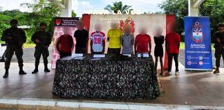 Seis presuntos integrantes del ‘Clan del Golfo’ se someten a la justicia en el Chocó