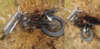 Moto incinerada en Manatí: familiares de “Rey Palote” denuncian posible vínculo con su asesinato