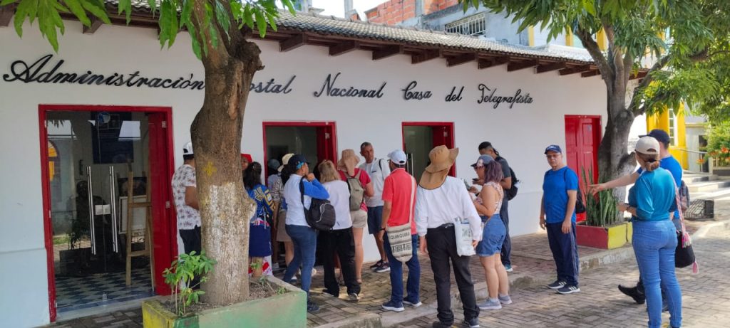 “Ticho Art” pinta Macondo: la muralista colombiana que llegó desde Alemania para rendir homenaje a Gabo en Aracataca 12 116816d7 55da 4b36 956f 8919a9a1bbae