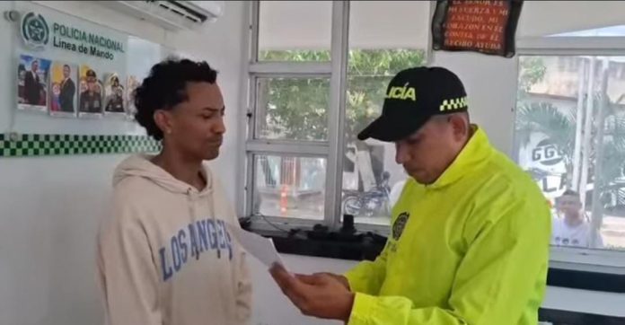 86725338-c8db-4be4-8625-a205a79b30ad