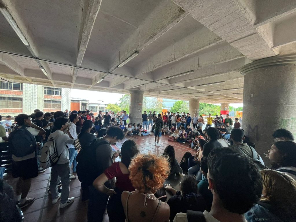 8f2a8894 0819 4efa bad9 e6cf6fd0852e