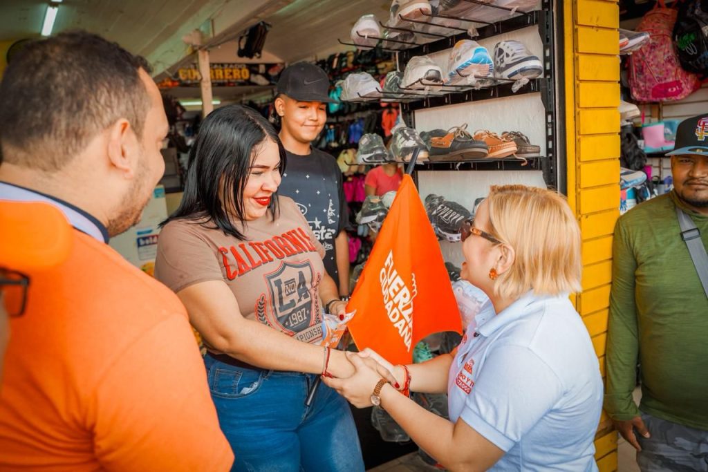 Comerciantes del Mercado Público defienden el legado de Caicedo y comprometen su voto con Margarita 8 91e21462 1ea6 4e09 9db6 bf86add8f979