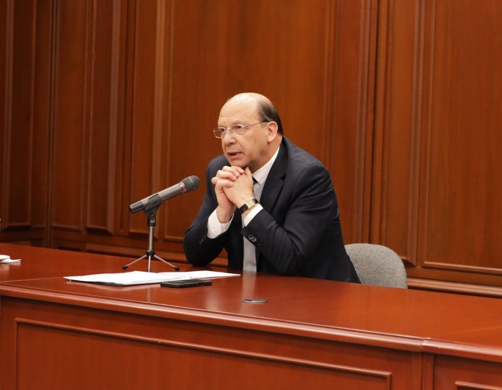 Gobierno confirma que el salario mínimo subirá por encima de la inflación en 2026 1 El ministro de Hacienda German Avila y el gerente del Banco de la Republica Leonardo Villar OK 0 1