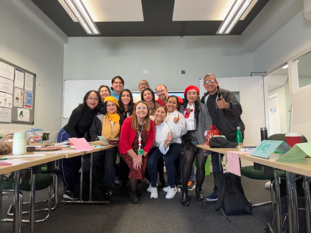 Docentes de Barranquilla viven experiencia internacional en el Reino Unido para fortalecer el bilingüismo  1 Experiencia Internacional Inmersion academica Reino Unido 3 1