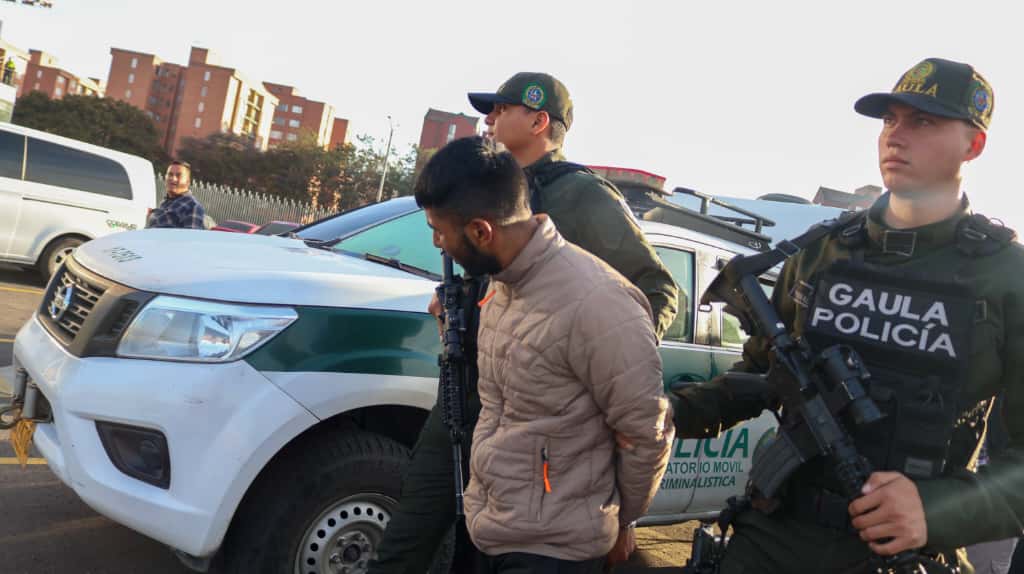 Capturados tres delincuentes por realizar ‘paseos millonarios’ en el norte de Bogotá 1 G3TiZG2XwAAmV2D 1