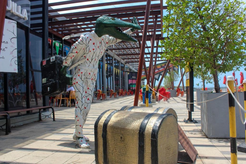 Gran Malecon y Caiman del Rio 6 1