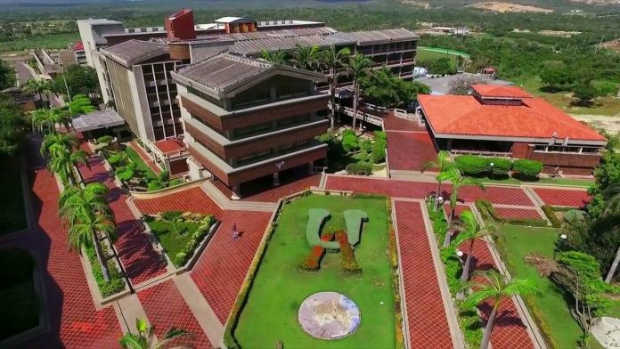 IMG 1 UNIATLANTICO 696x392 1