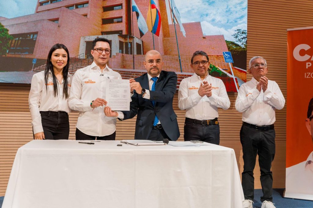 Caicedo pone en ruta su aspiración presidencial 6 IMG 20251030 WA0889