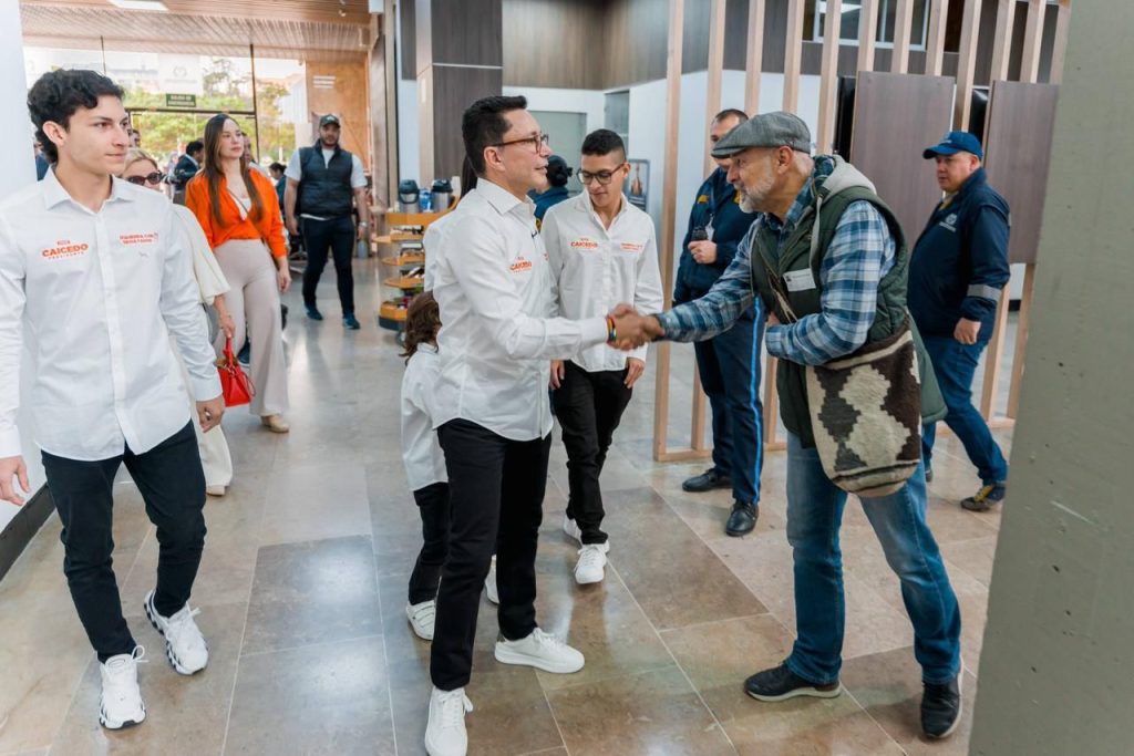 Caicedo pone en ruta su aspiración presidencial 14 IMG 20251030 WA0931