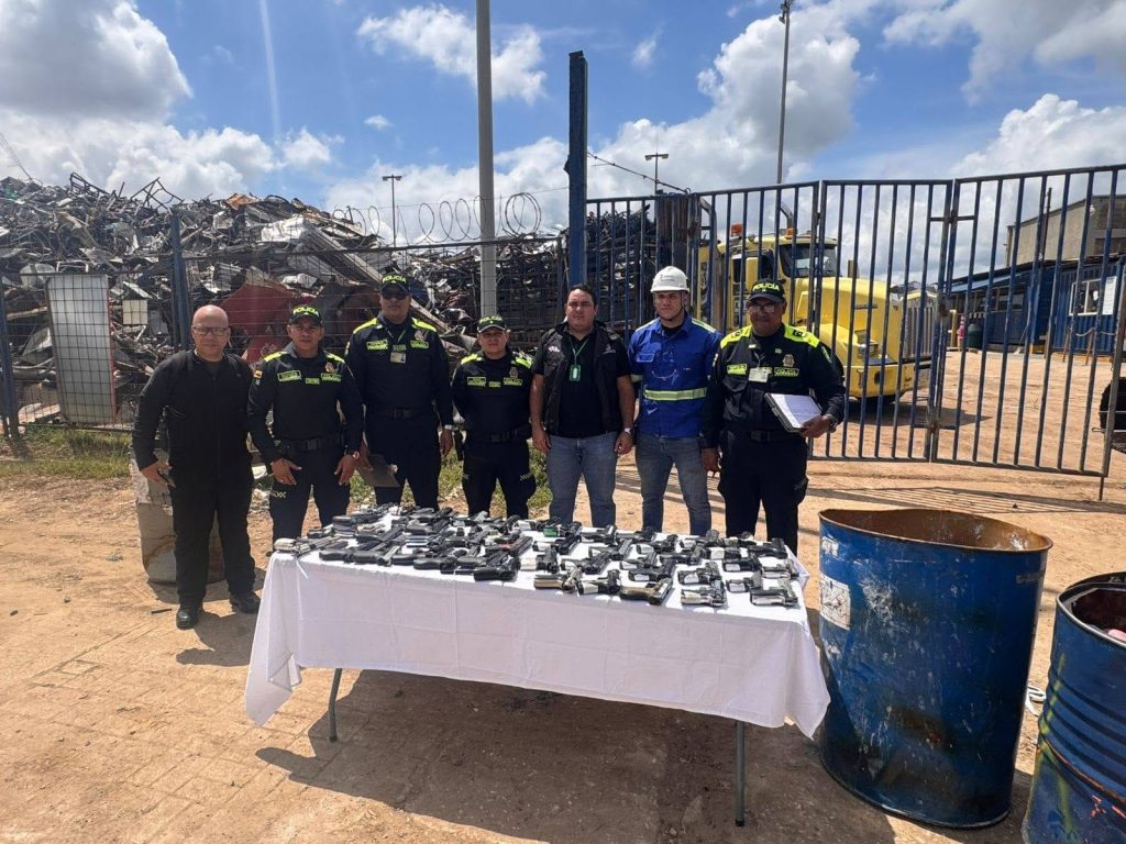 Más de 50 armas de fogueo fueron entregadas a Gerdau Diaco para su destrucción en Barranquilla 1 a2bfd891 b6f3 4c95 ac6a b8ea578ddbf9