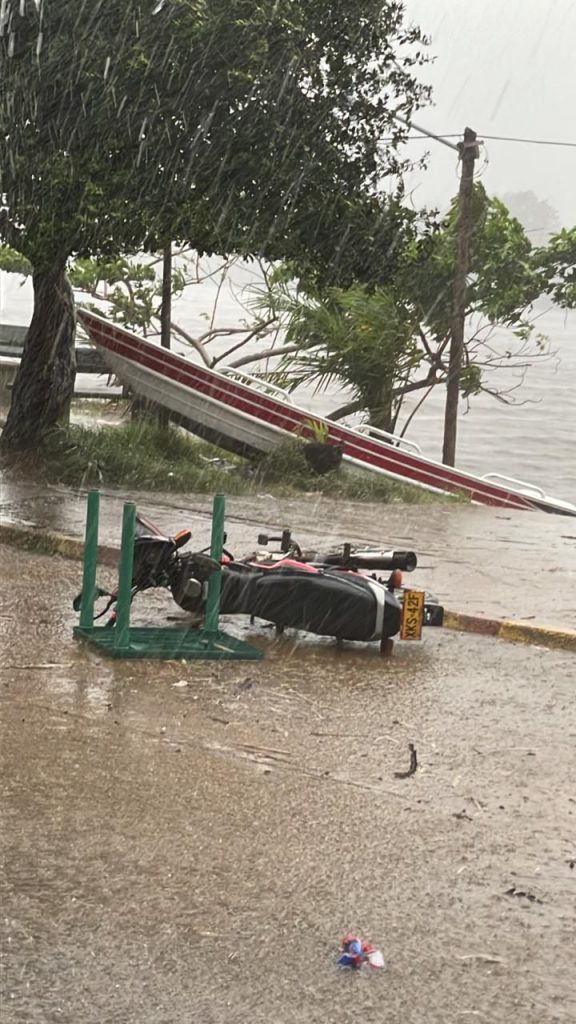 Donde el viento destruyó hogares, la Policía sembró esperanza 2 a9493aa2 4660 45d8 80b2 bf1c6b8989e2