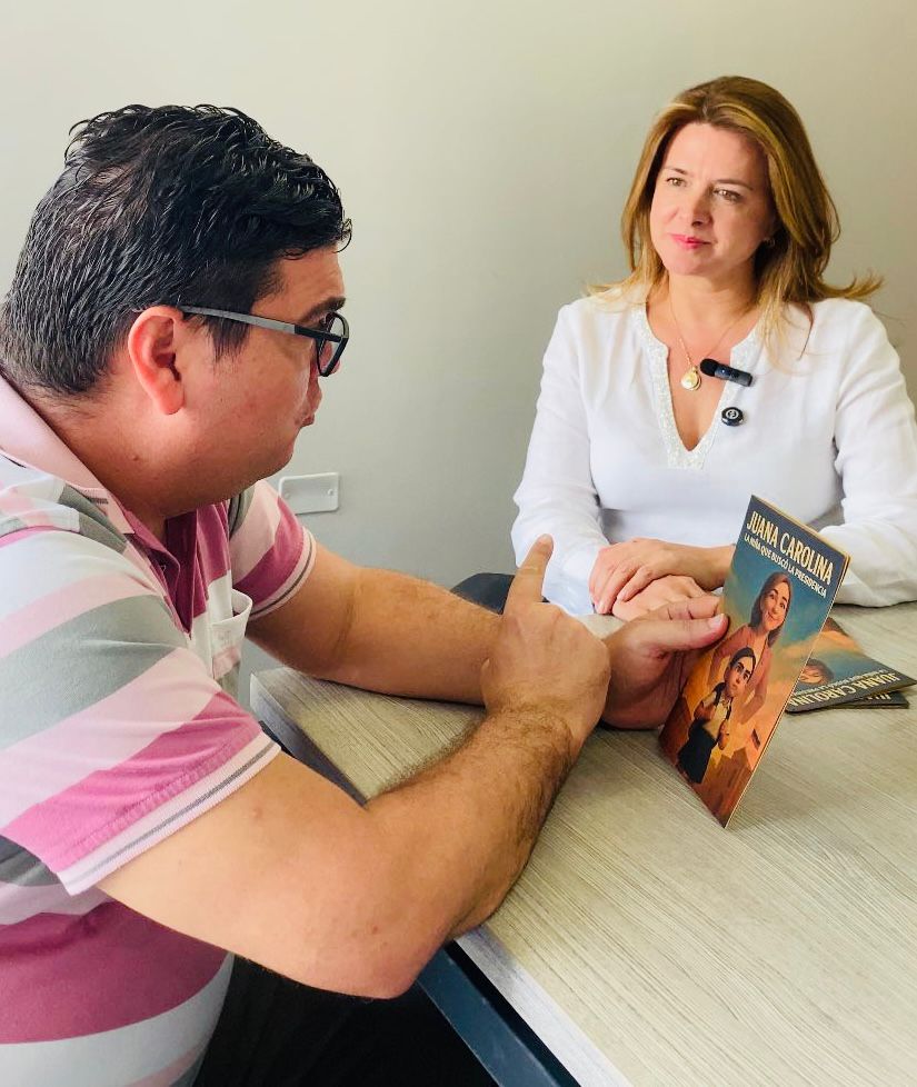 Juana Carolina Londoño, precandidata a la Presidencia de Colombia por el Partido Conservador en diálogo con Pasa La Voz 2 cf70179a cd03 4403 80aa c7a1309cc6c4 1