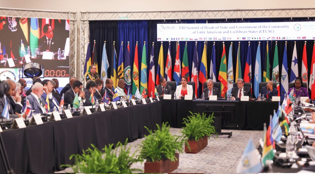 Cumbre Celac-UE en Santa Marta pierde brillo: Von der Leyen, Macron y Merz no asistirán 1 111 143