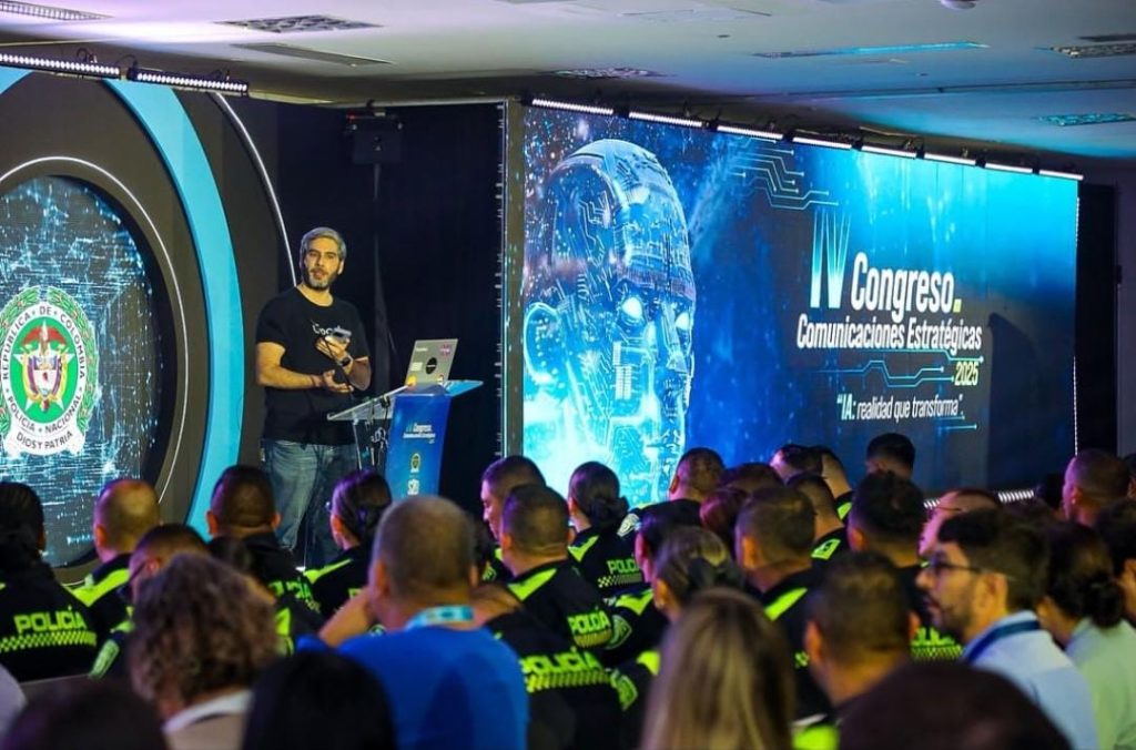 78167c7f df89 4c4b ae34 0c489ec76313