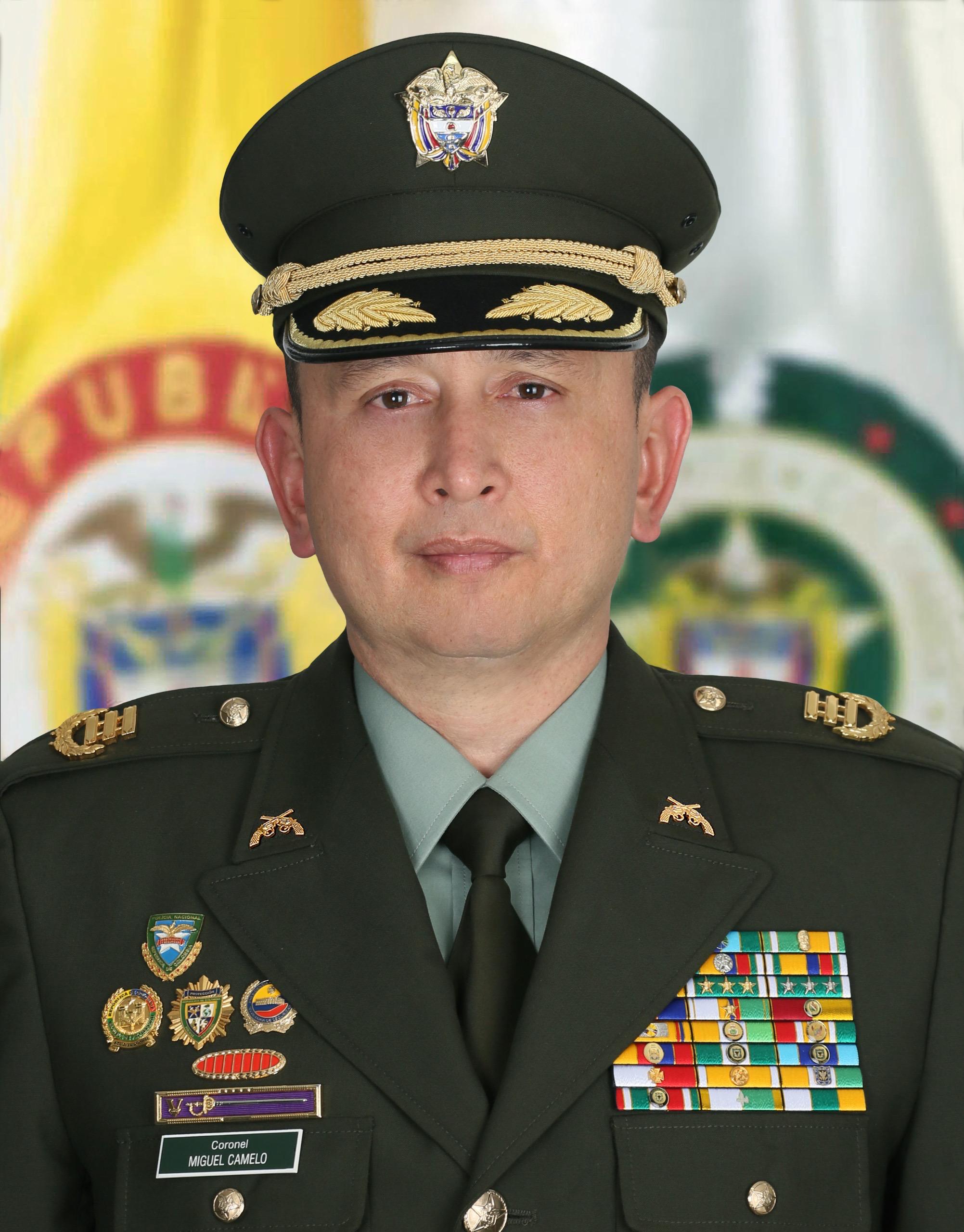 Sacudón en la Policía de Barranquilla: ¿Por qué salió realmente el general Urrego? Todo apunta a Petro, UniAtlántico… y Benedetti 2 Coronel Miguel Camelo