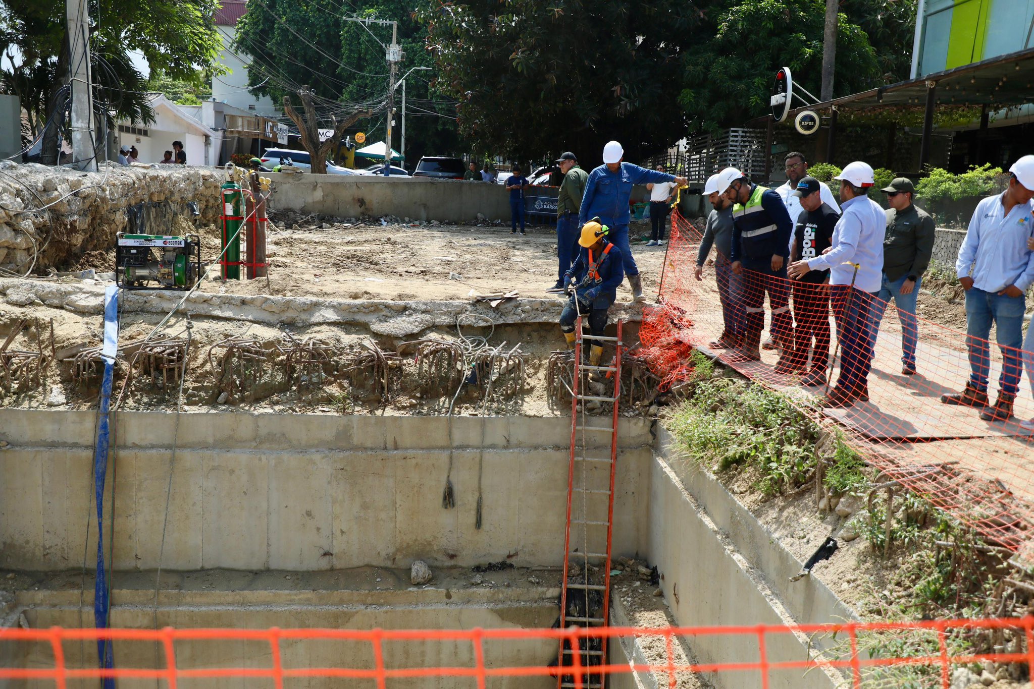 Completado segundo túnel subterráneo para canalización del arroyo de la calle 85 de Barranquilla 1 G5f6J CWAAAx1OM 1