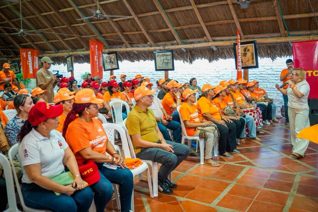 Mientras otros pactan con los politiqueros de siempre, los trabajadores se unen a la campaña de Margarita Guerra a la Gobernación 1 IMG 20251103 WA0936