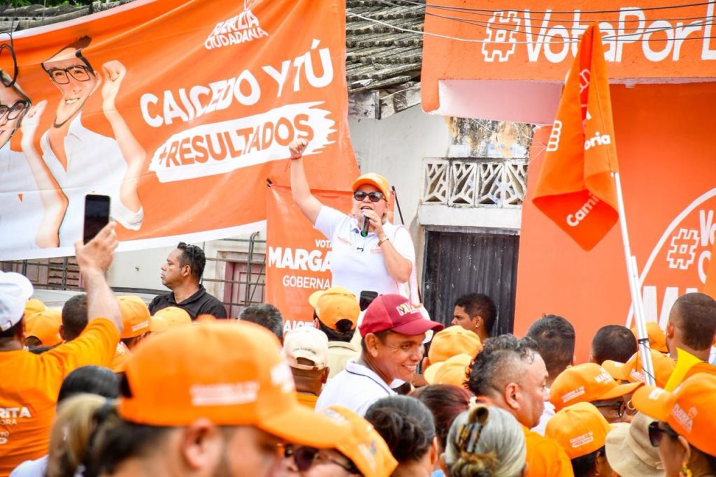 Algarrobo denuncia la compra de votos en el municipio y respalda a Margarita Guerra como próxima gobernadora 1 IMG 20251110 WA0808