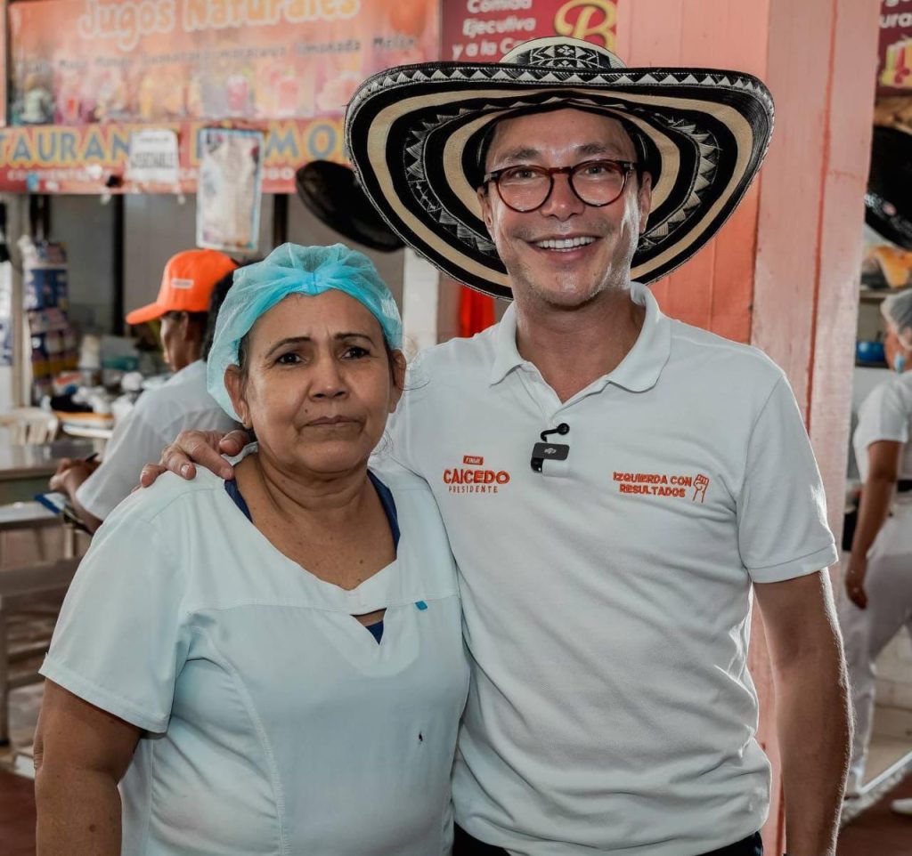 Con el apoyo de sectores sociales, Valledupar ve en Caicedo al sucesor del progresismo en la Presidencia, tras ser el único en encarnar a una izquierda con resultados 5 IMG 20251111 WA1250