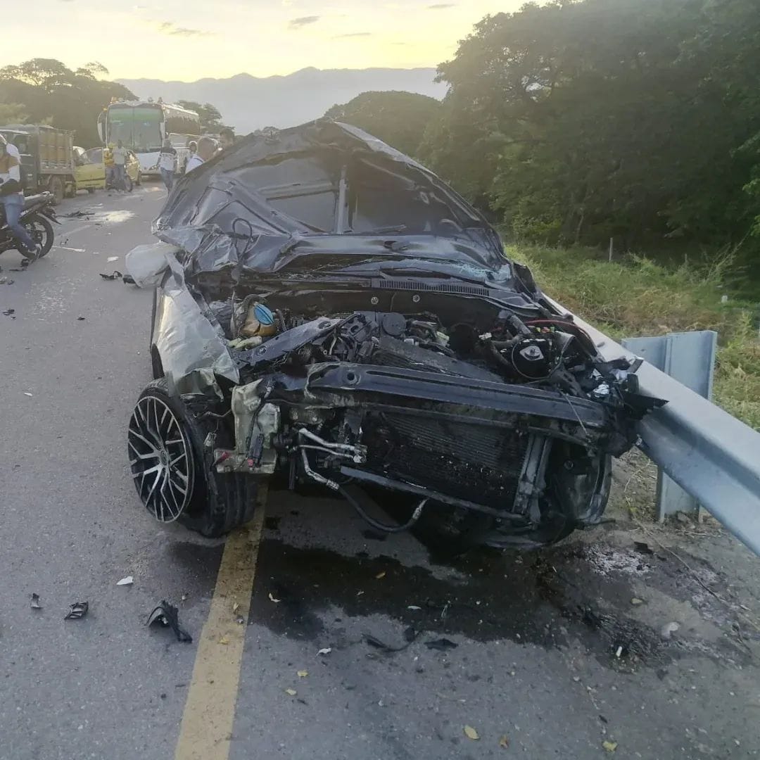 Grave accidente en la vía Valledupar–La Paz: conductor salió expulsado del vehículo y está en estado crítico 3 e57d0135 1c7d 4702 97c7 8b97d9825619