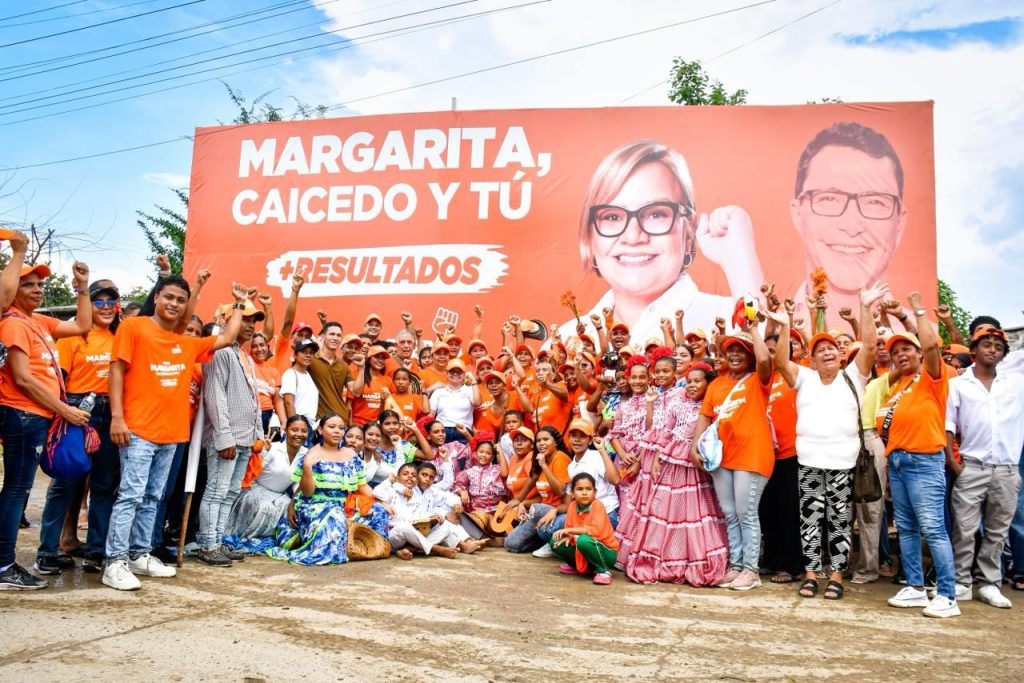 Ni la lluvia detuvo la fuerza del pueblo: El Piñón se volcó a las calles a Respaldar a Margarita Guerra 6 ff5f81d0 14a5 4ff1 8255 094e539315cd