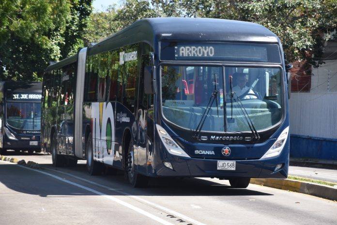 Scania resalta la calidad de los nuevos buses articulados entregados a Transmetro en Barranquilla 2 594072771 1424887729644778 2274081481500214747 n