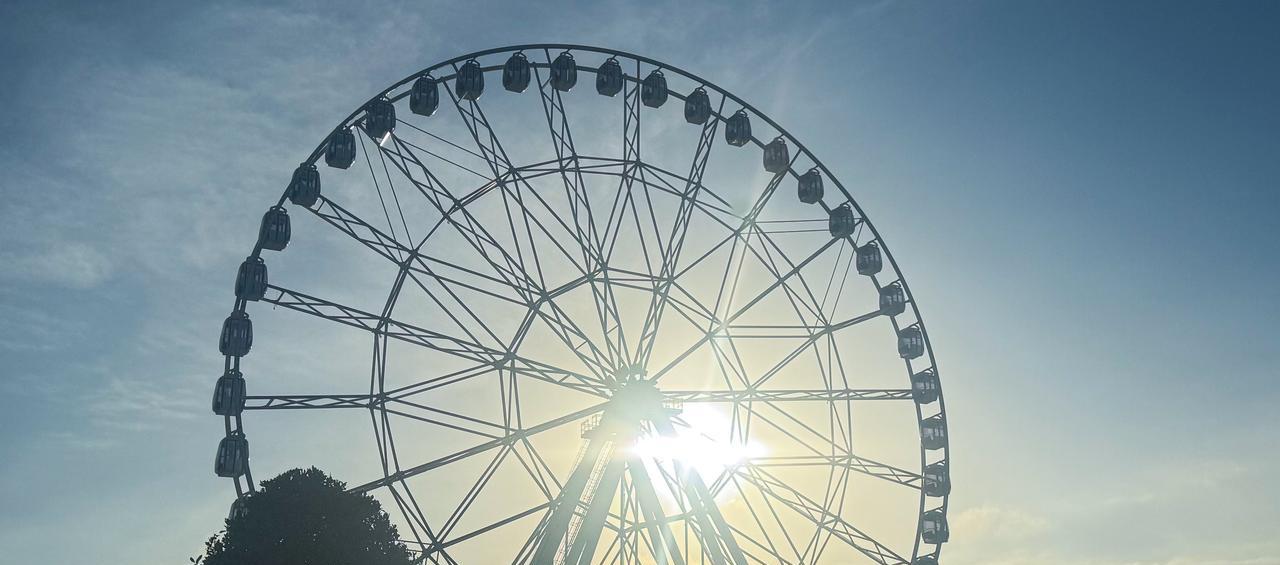 Luna del Río se enciende este sábado: así será la espectacular rueda que cambiará el Malecón 1 7aa71230 2775 4bc4 9117 86b46b6a02d4 0