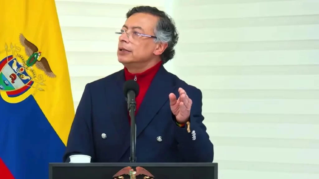 Petro anunció creación de una central única de compra de medicamentos en EPS intervenidas 3 PORTADA 26