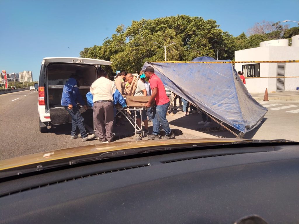 Joven murió de un infarto cuando se movilizaba en bus rumbo a su trabajo en Barranquilla 3 bd455a35 9051 4d44 a2f0 83dd9d66fe6b