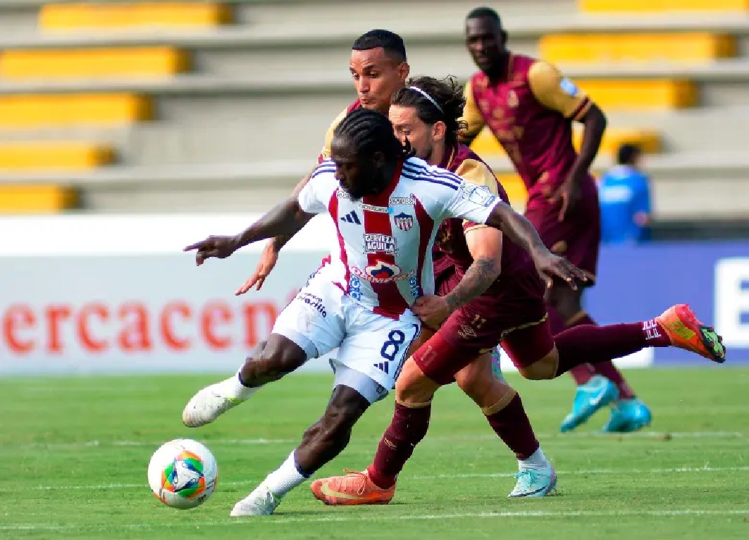 ¡Junior y Tolima se miden en el primer capítulo por la estrella del FPC! 1 chara1 0 1