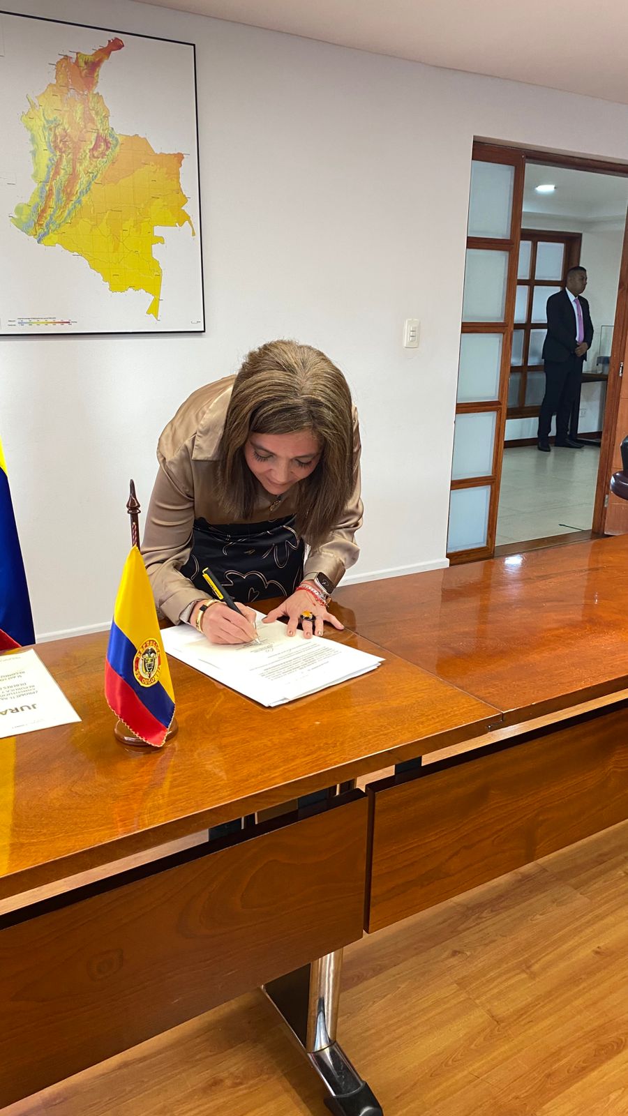 Adriana Jiménez, nueva experta comisionada de la CREG con más de 26 años de experiencia en energía 3 3f6b936a c362 444b 9fc7 afd62818dea8