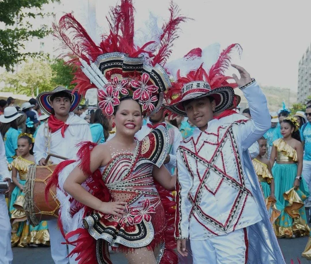 Pequeños, pero gigantes en tradición: los reyes infantiles conquistaron el Desfile Herederos del Patrimonio 4 6690a93d 4824 442b 84e8 3195dbc29e1a