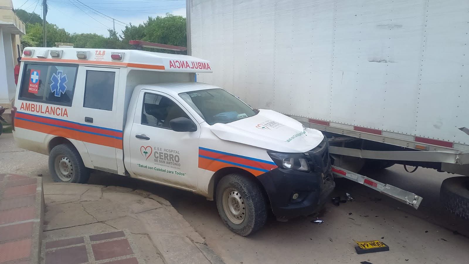 Accidente de tránsito en Pivijay involucra ambulancia y camión de D1 1 8944ec10 4575 4557 a5ee d2808a5306c2