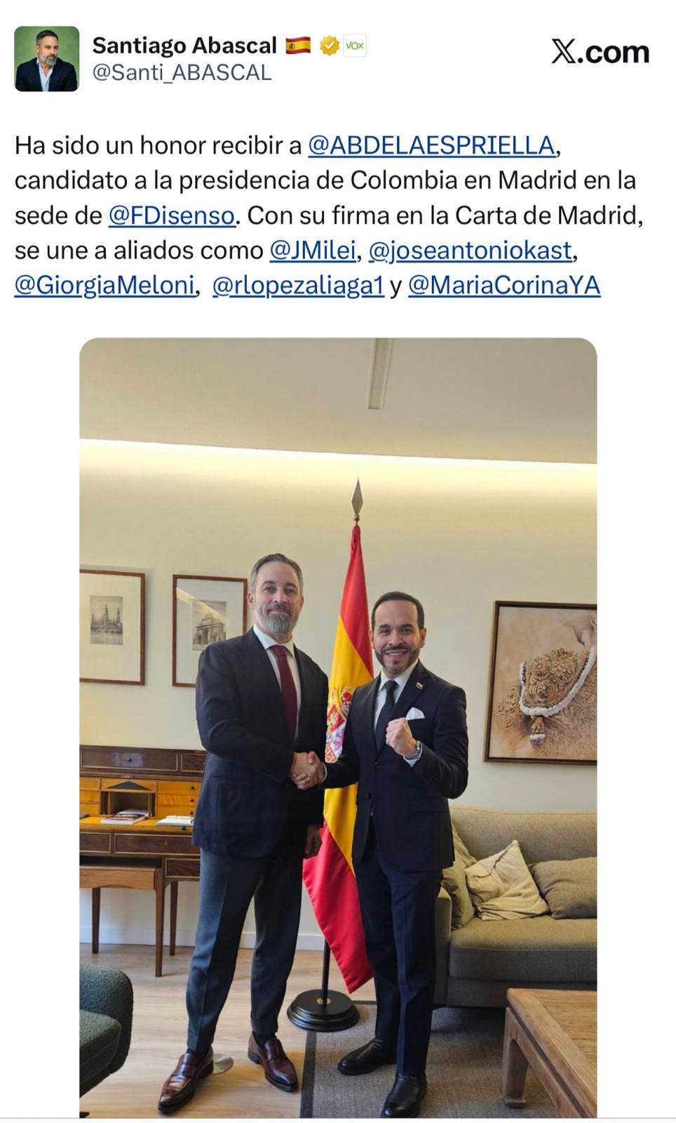 Abelardo De la Espriella se reúne en Madrid con Santiago Abascal y se suma a alianza internacional de la derecha 1 G oncuRaAAAUIqO