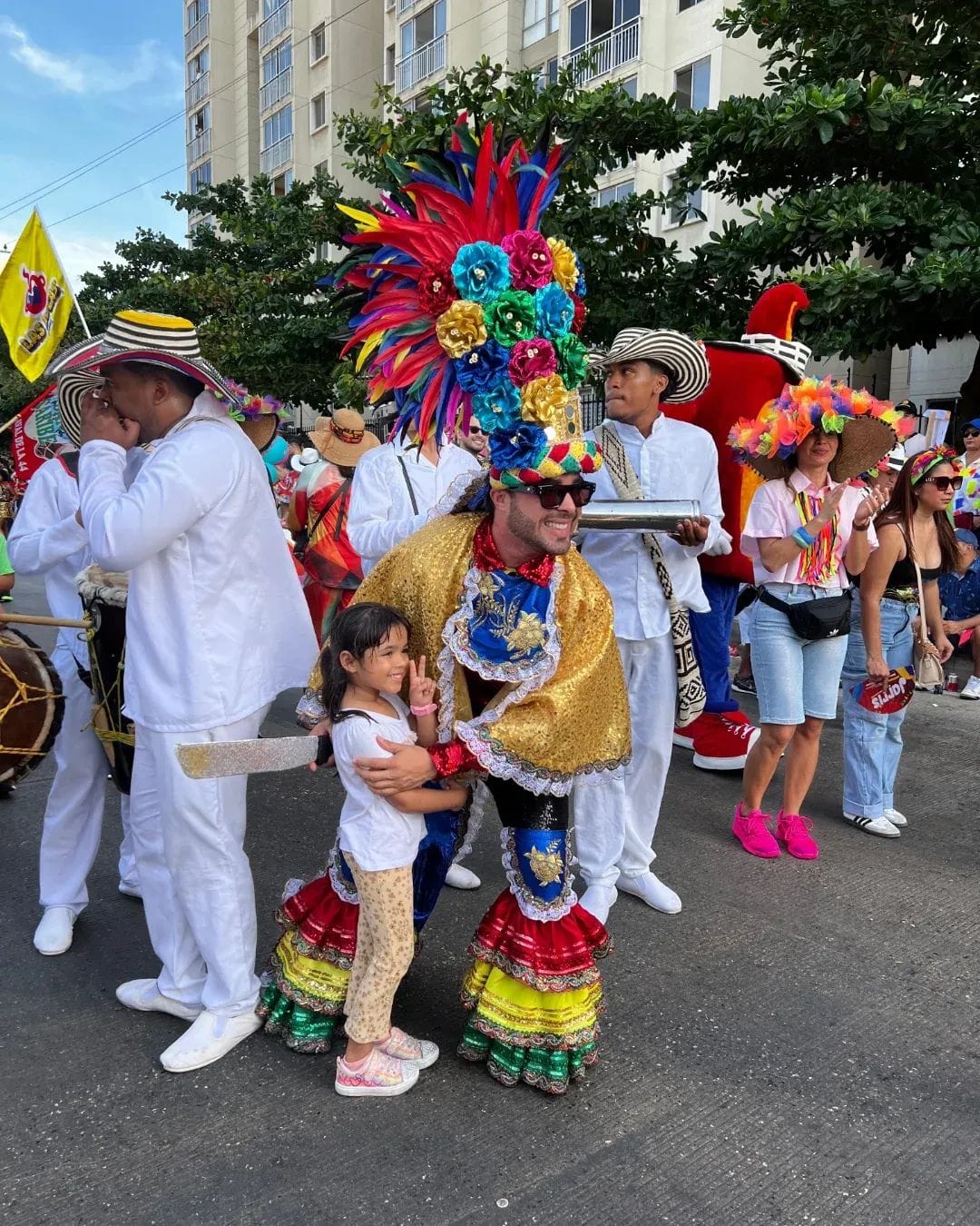 Pequeños, pero gigantes en tradición: los reyes infantiles conquistaron el Desfile Herederos del Patrimonio 1 a62a8290 4426 42a0 ac90 0fa3ce505016