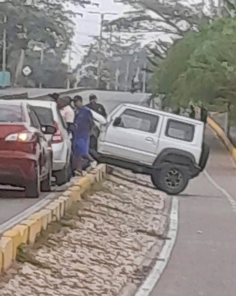 Arranque de año con accidentes en Sucre: choque en la Troncal de Occidente deja solo daños materiales 2 e31fc1bb 093b 4424 aadf 53a1a998fe88 1