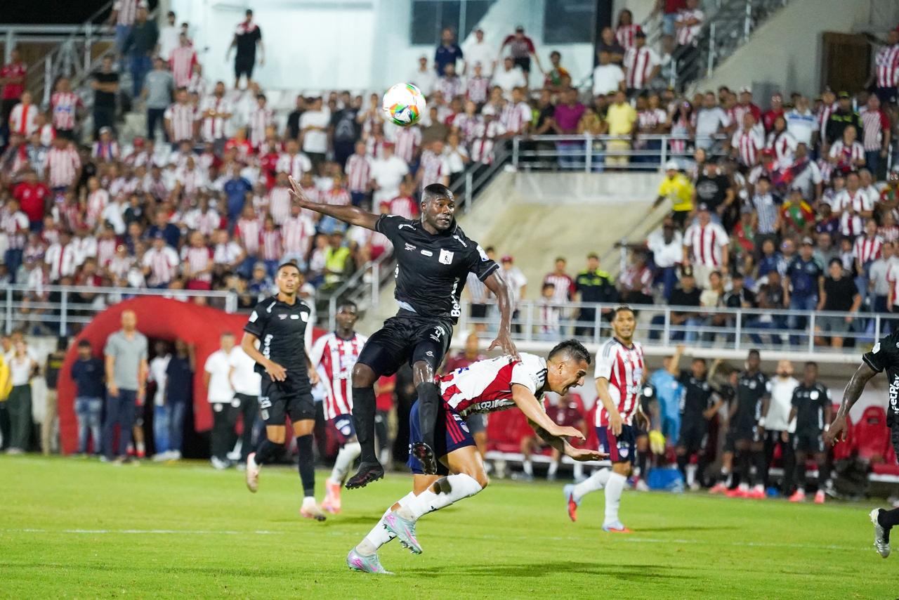 En imágenes: Teófilo Gutiérrez selló el triunfo de Junior sobre América con su gol 99 3 01 9