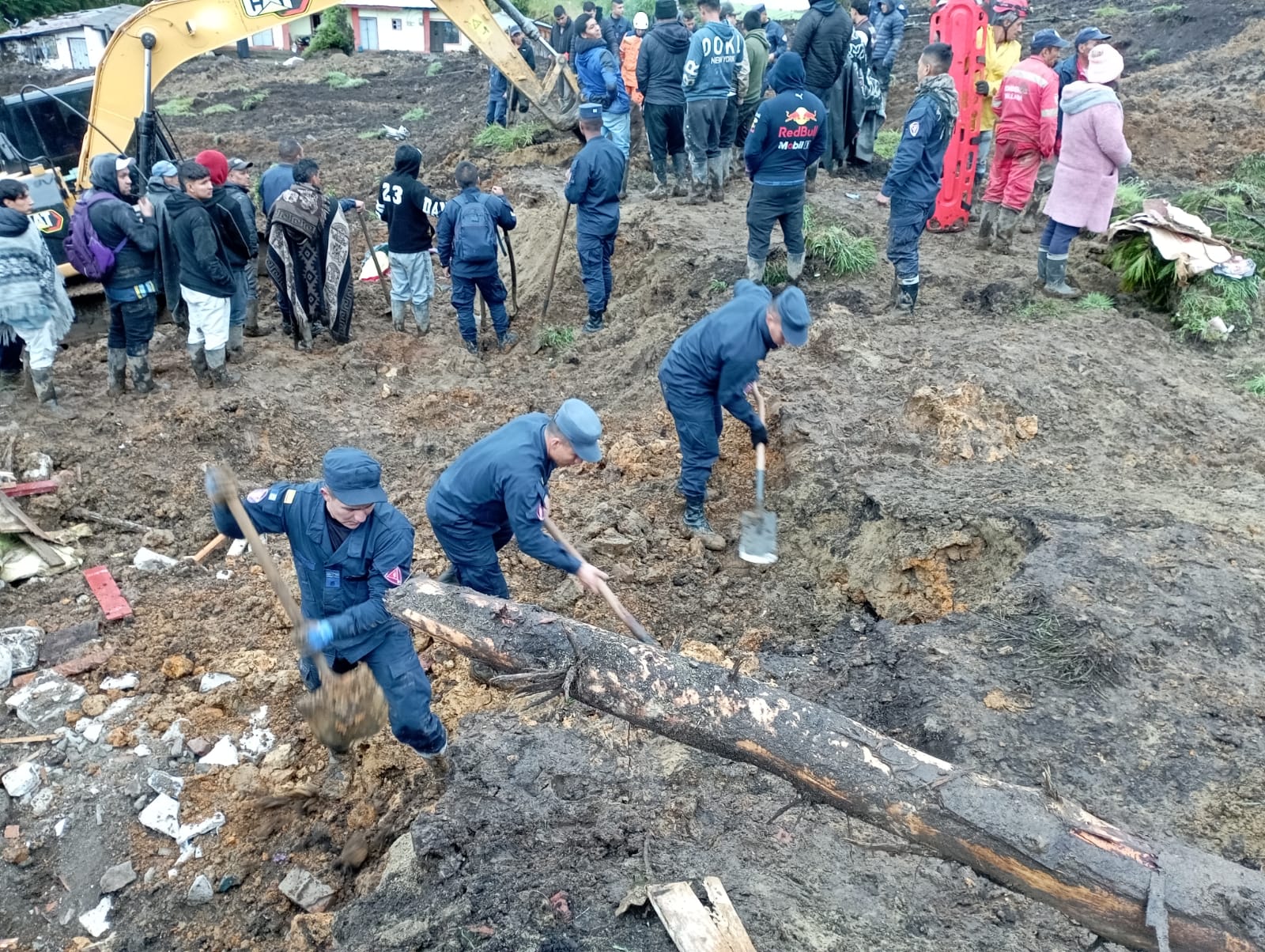 Manos que ayudan en la emergencia: apoyo solidario tras avalancha en Mallama, Nariño 1 3fe27bc5 7972 4e5c 945b 0b6338704706