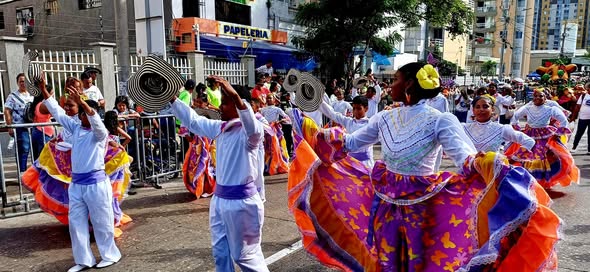 ¡Un solo Carnaval, mil emociones en Barranquilla! 2 635583255 1341623838010388 6190517224258632235 n