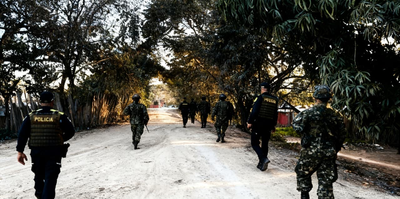 Policía y Ejército refuerzan presencia en Montecristo con controles y acercamiento a la comunidad 2 860a746b 3379 41d8 b697 fd834711e0c7
