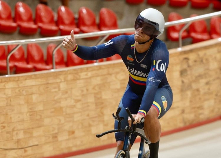 Cristian Ortega se corona campeón panamericano en la prueba del kilómetro 1 CRISTIAN TRES 750x536 1
