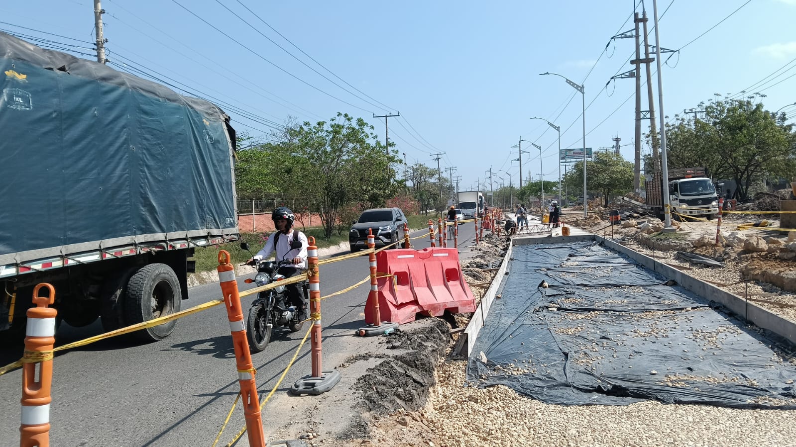 Avanzan trabajos de recuperación en la avenida Circunvalar frente a la Escuela de Policía 1 aa066726 fbfb 4cf6 a753 1da670c9c159