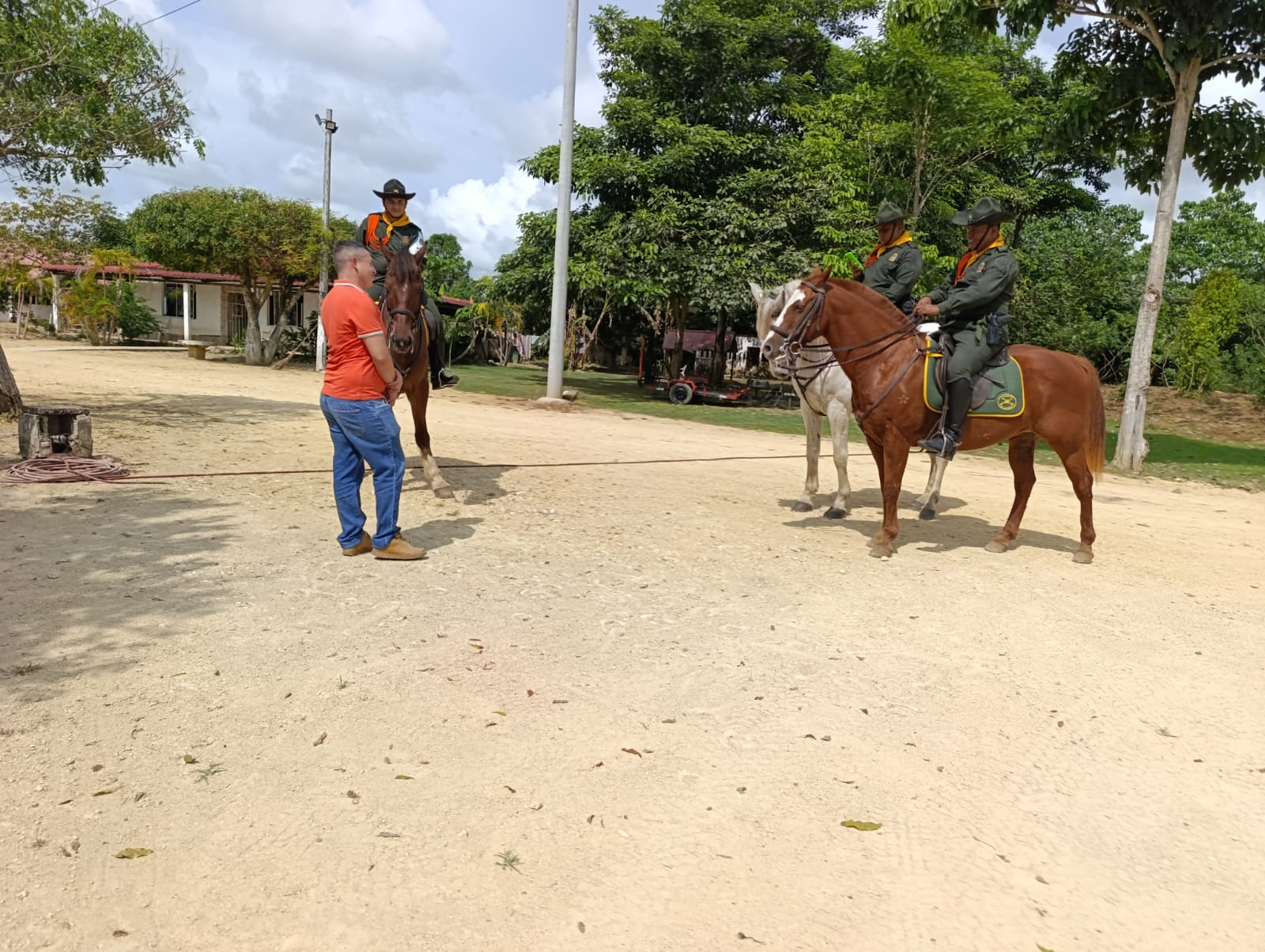 Policía de Bolívar patrulla a caballo para brindar seguridad en Arjona 1 b9fa64b4 788c 44cb a254 bc5a66d0325e
