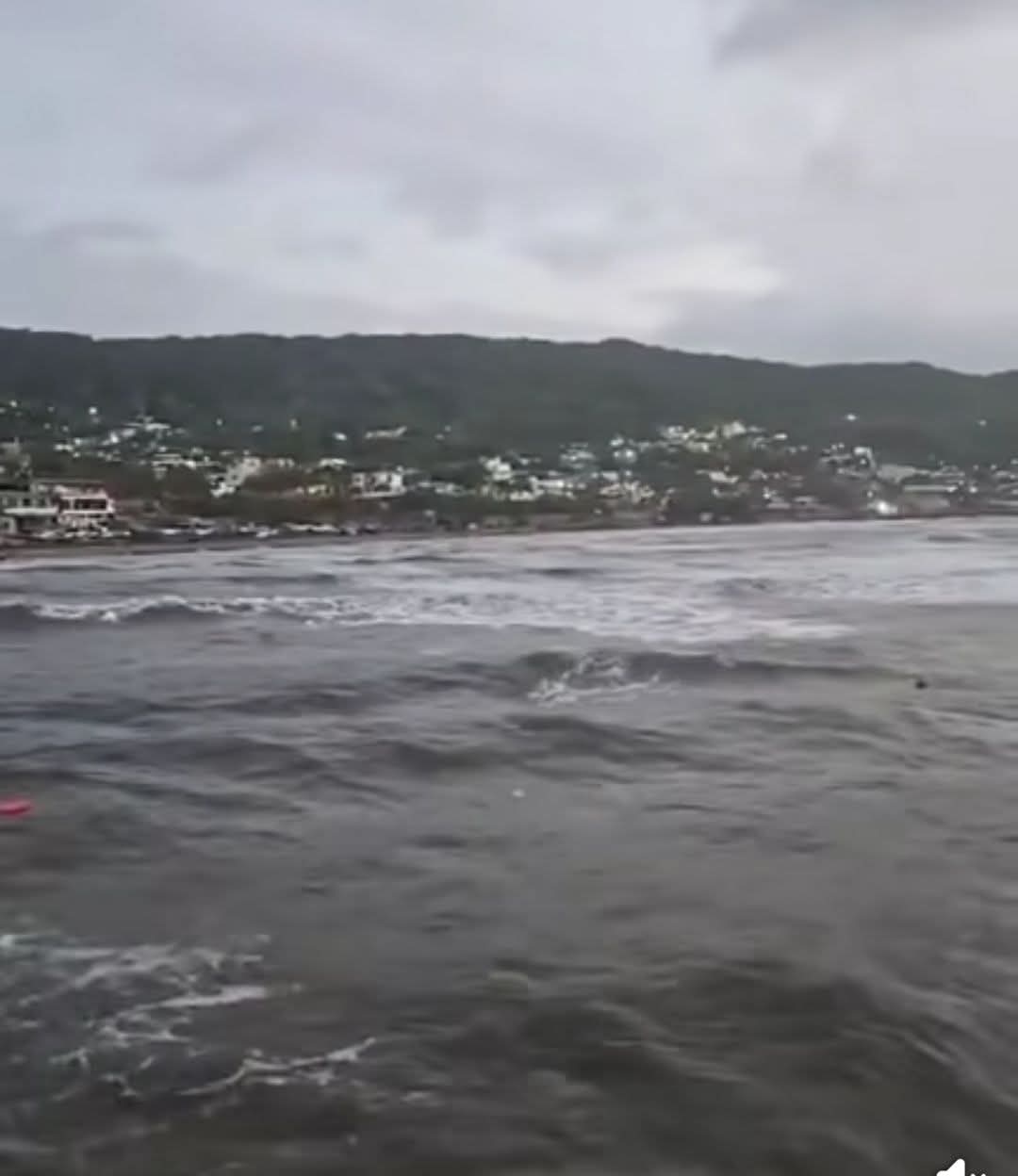 Joven arrastrado por fuerte oleaje desaparece en playas de Puerto Colombia 1 cc2a8c09 fe9d 498f ab5f afd6213a1acf