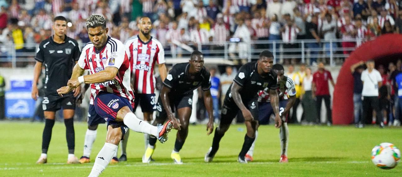 En imágenes: Teófilo Gutiérrez selló el triunfo de Junior sobre América con su gol 99 1 teo 0