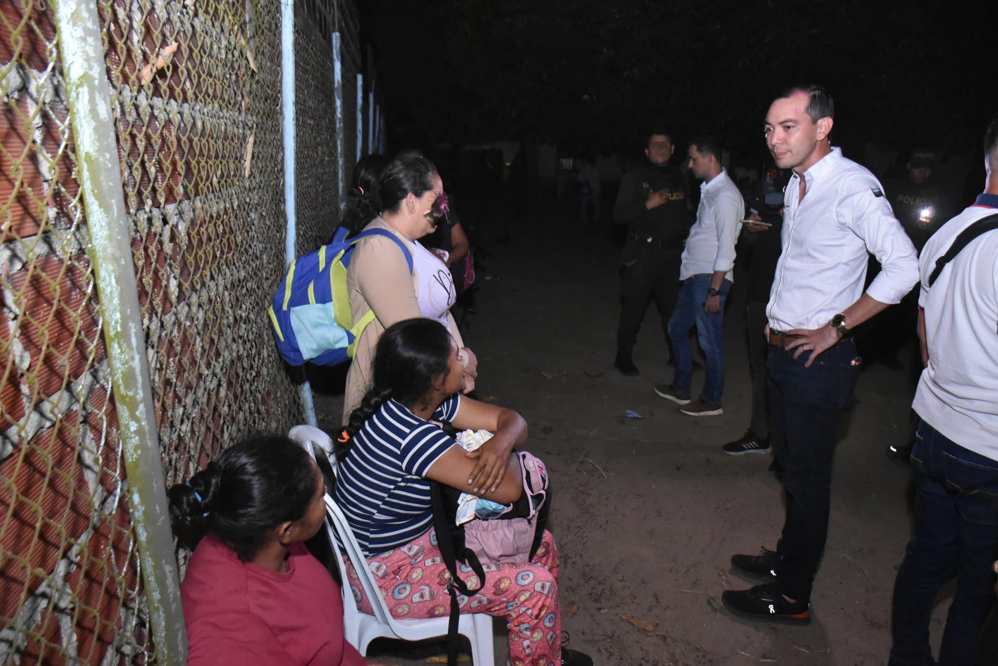 Más de 200 personas retenidas en Arauca por presunta compra y venta de votos 12 649077250 122155745966649501 4560742544005856380 n