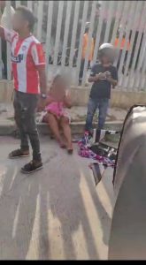 Motocarro se vuelca en plena vía Oriental en Malambo: mujer y niño se salvaron de milagro 3 673565599 1273960218263314 4269776523680456952 n